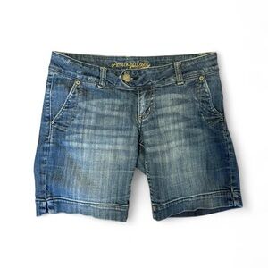 Vintage American Eagle Women’s Y2K Capri Style Bermuda Shorts, Size 4
